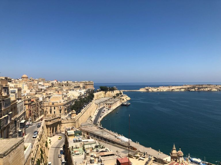 A Guide to Travel in Malta by Bus - Sophie's Suitcase