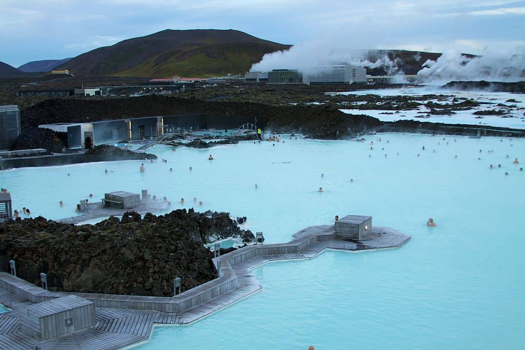 blue-lagoon-iceland-hotel-silica-hotel-iceland-sophie-s-suitcase