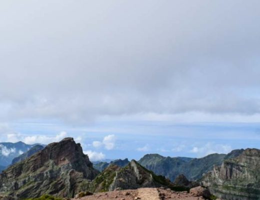 cropped-Pico-Ruivo-hiking-trail-Madeira.jpg
