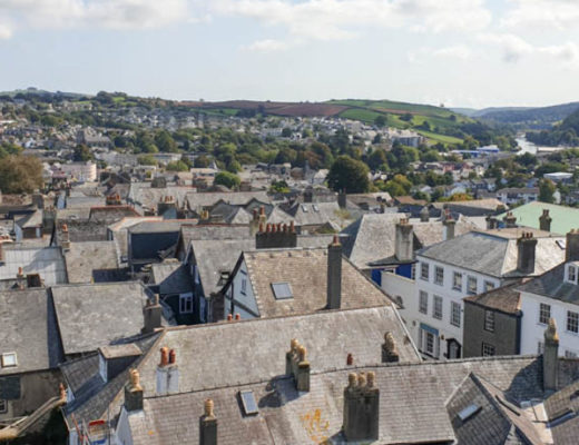 cropped-Rooftops-in-Totnes.jpg