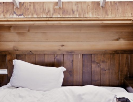 10 REASONS SLEEP IS SO IMPORTANT FOR YOUR MENTAL HEALTH COVER IMAGE