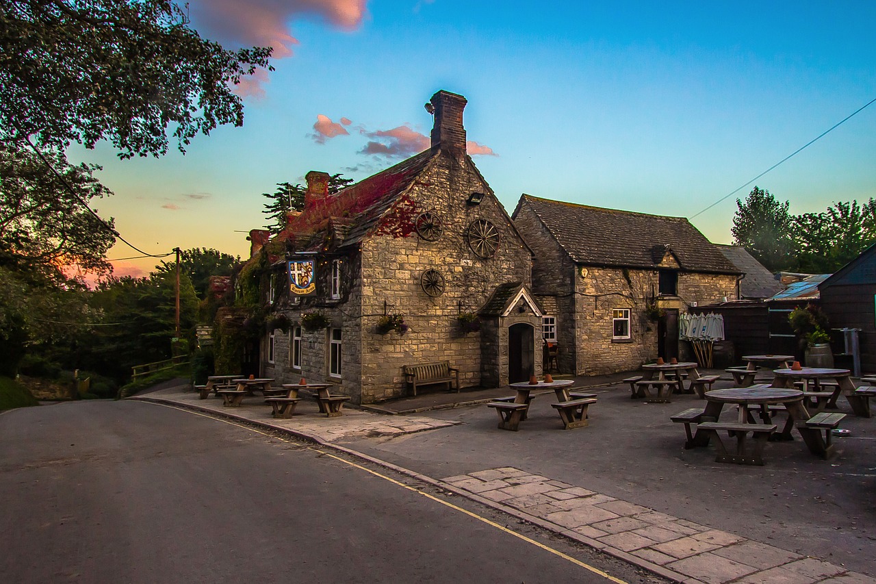 pubs in the cotswolds